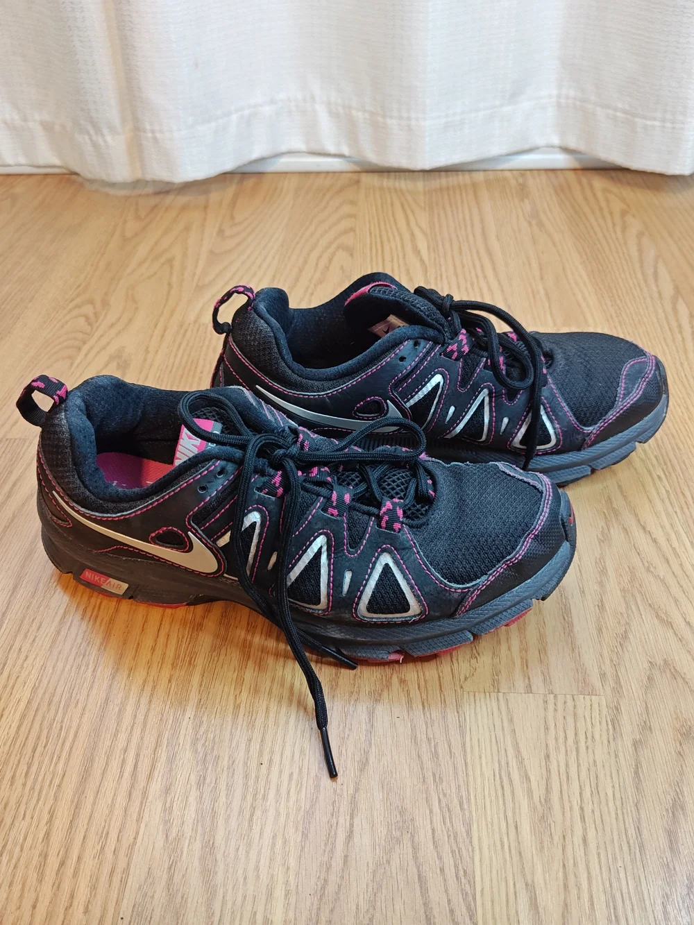 Nike Air Alvord 10 Trail Running Shoes Black Pink Silver Women’s 8.5